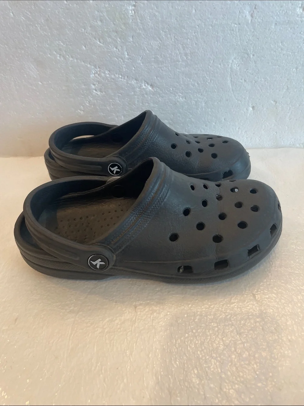 Komodo water shoes slip on Comfort rubber Clogs Black size S womens 6 7 mens 4 5